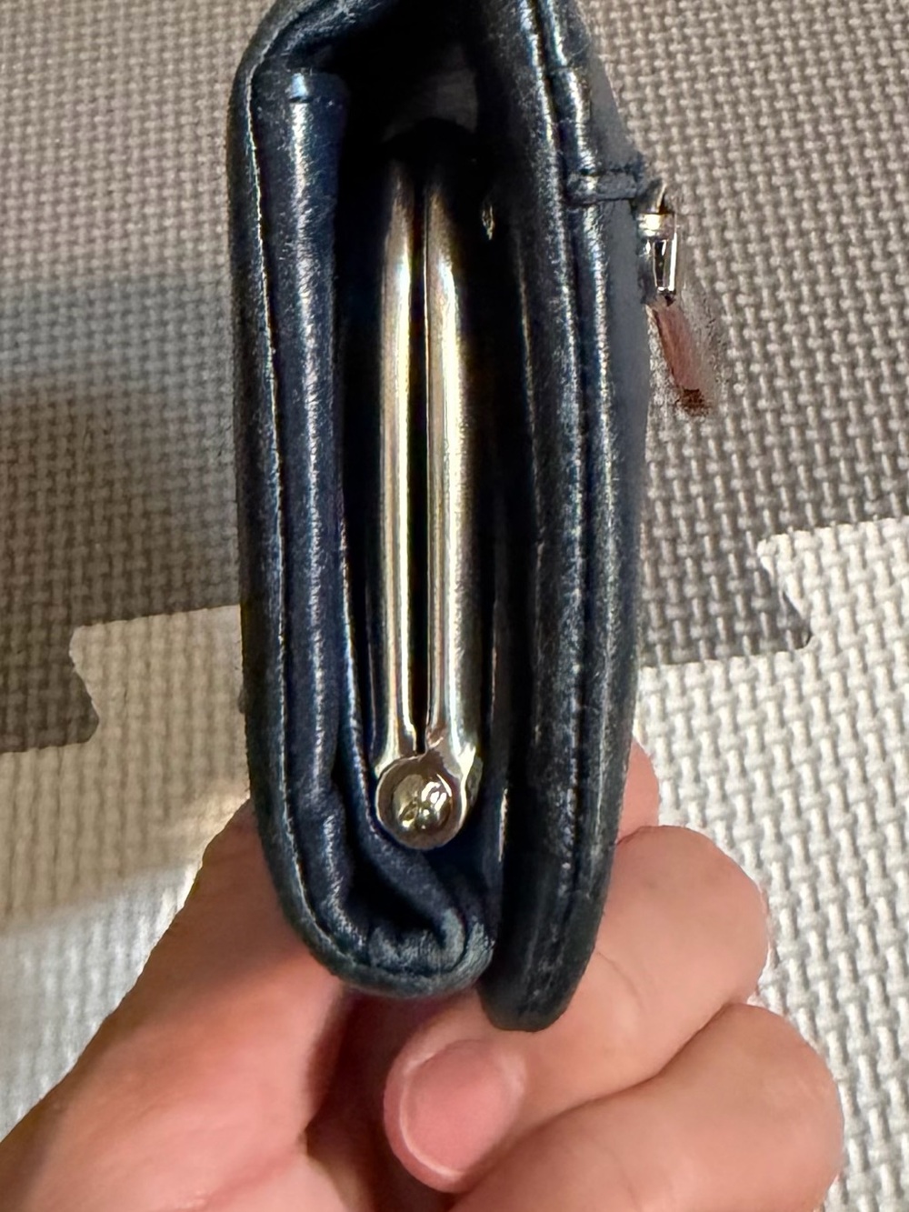 HOBO Wallet - Picture 7 of 11